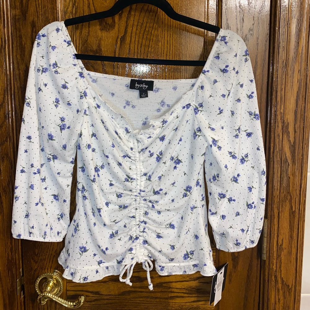Floral Top Brand New Size S